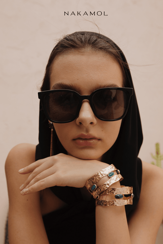 Blue Sapphire Stud Hammered Gold Cuff - Nakamol