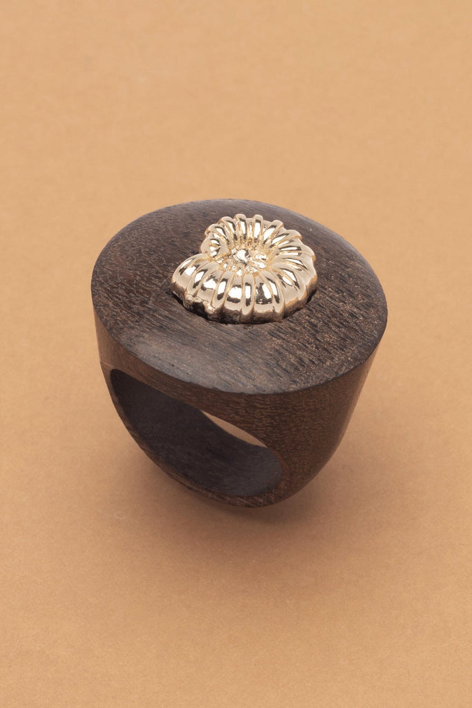 Gold Shell Brown Geo Ring - Nakamol
