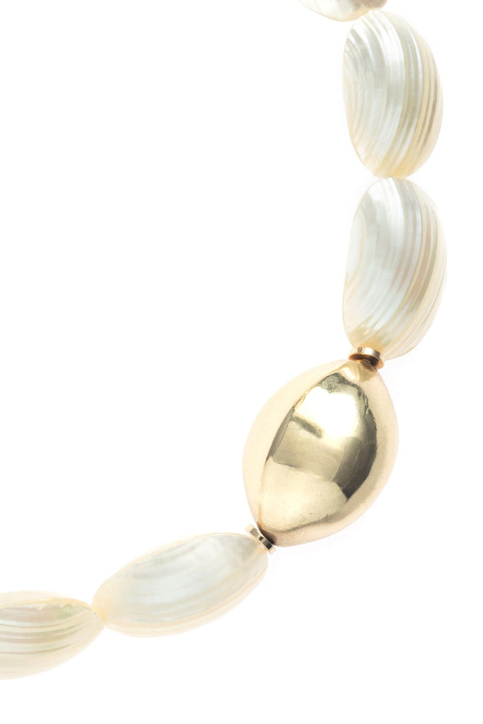 CHUNKY PEARL GOLD NECKLACE - Nakamol