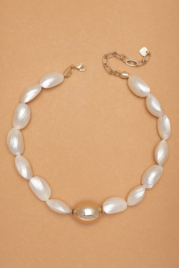 CHUNKY PEARL GOLD NECKLACE - Nakamol