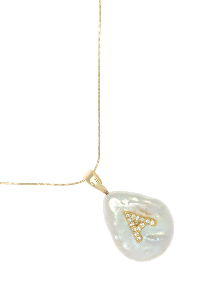 A White Pearl Pendant Necklace - Nakamol