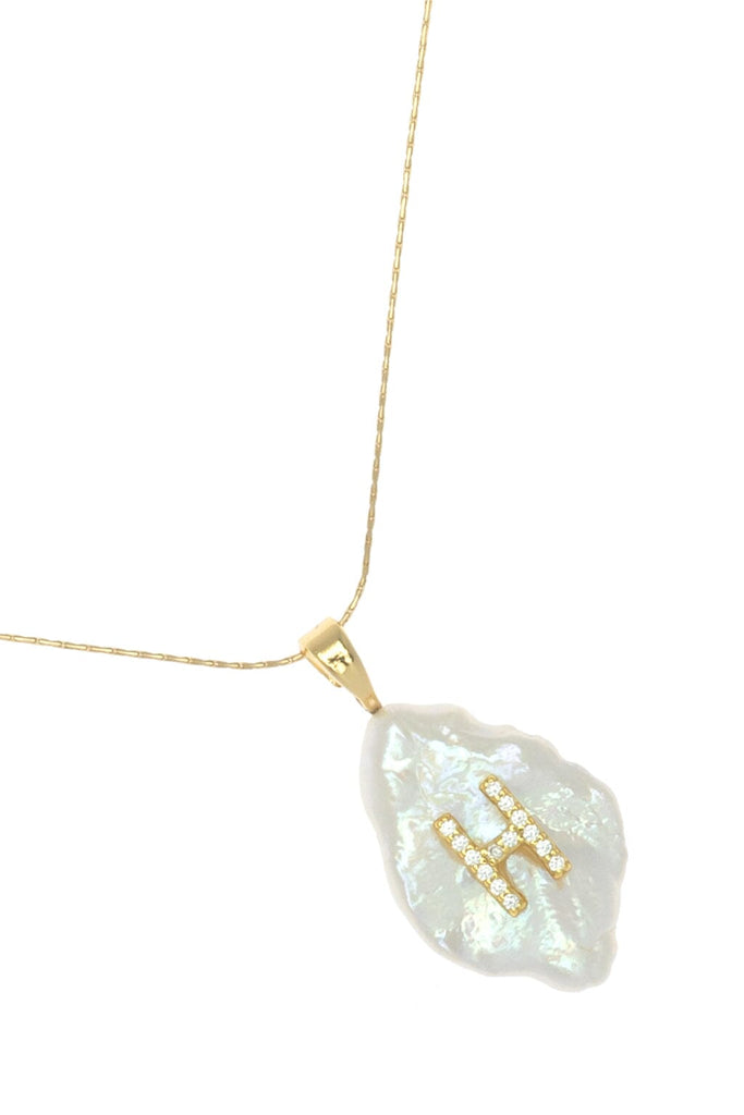 H White Pearl Pendant Necklace - Nakamol