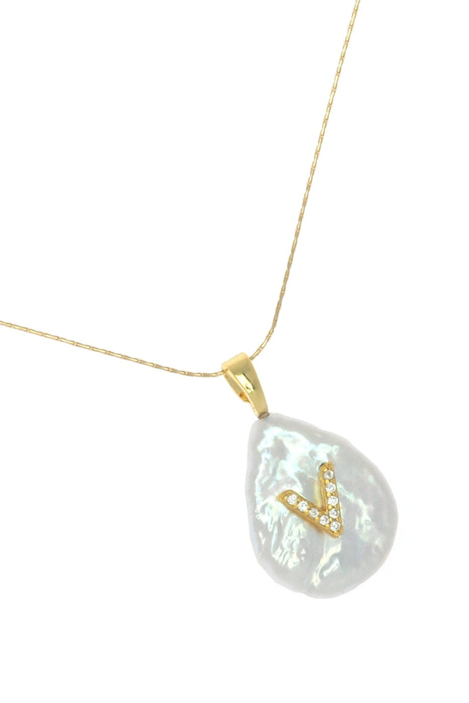 V White Pearl Pendant Necklace - Nakamol
