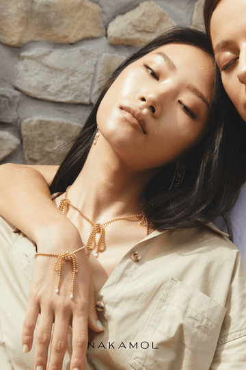 Gold Bead Single Bow Bracelet - Nakamol