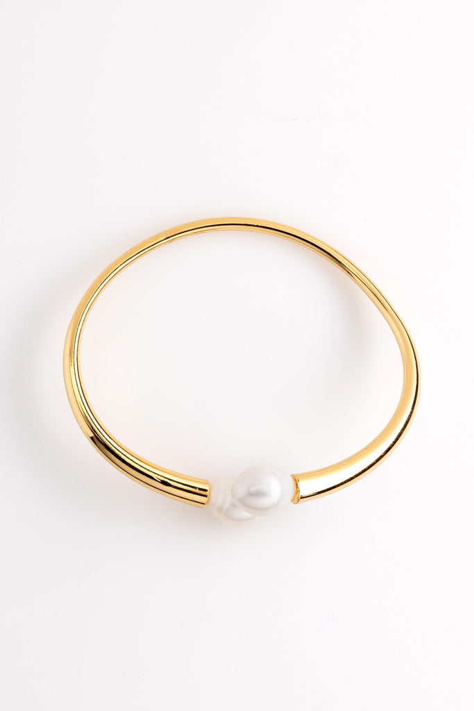 Elongated White Pearl Gold Bangle - Nakamol