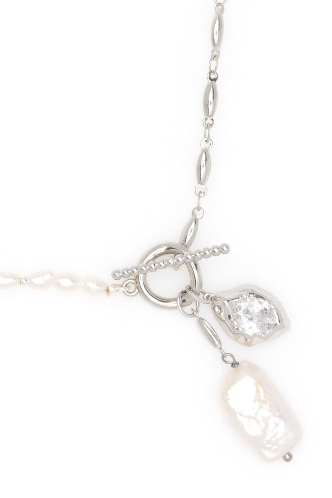 Hoop and Loop Pearly Necklace - Nakamol