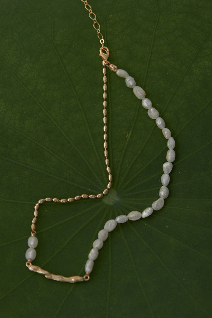 Asymmetrical White Pearl Gold Chain Necklace - Nakamol