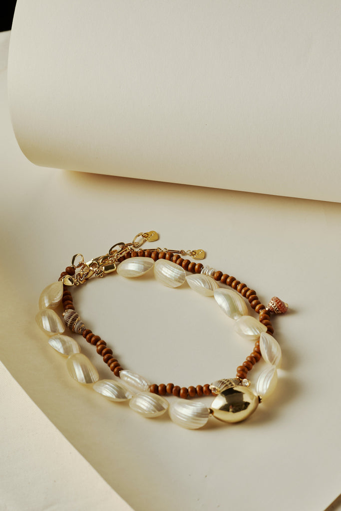 SHELL BROWN NECKLACE - Nakamol