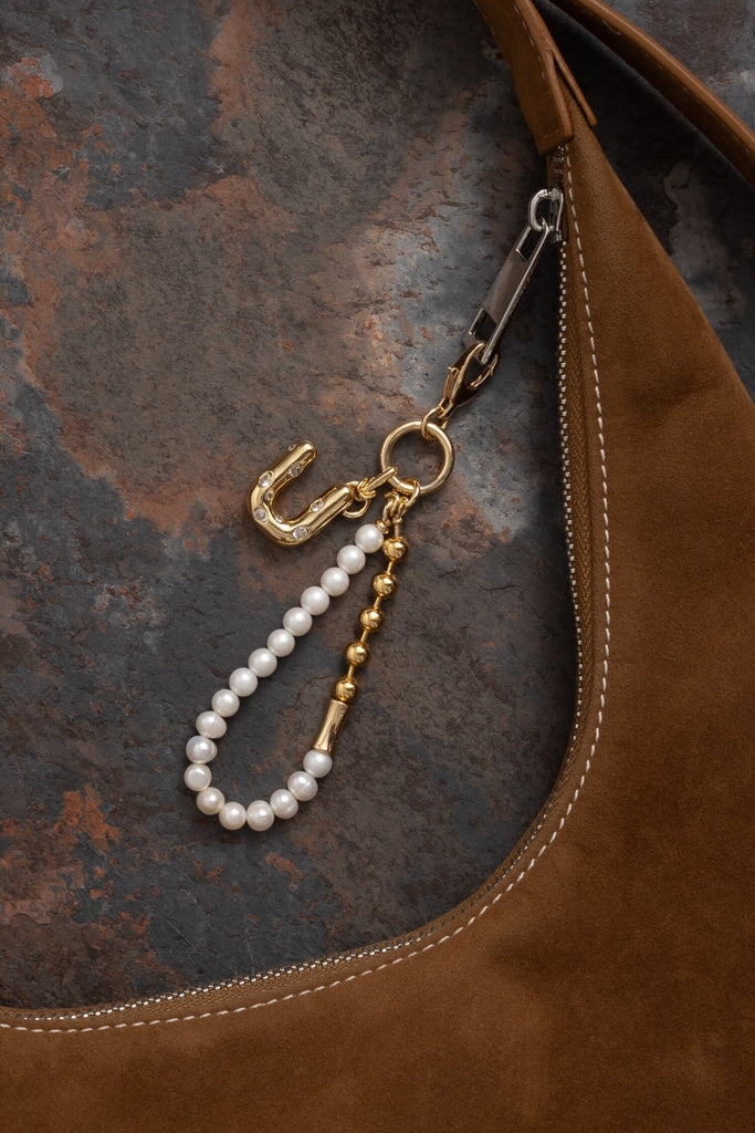 U Gold White Elegant Keychain - Nakamol