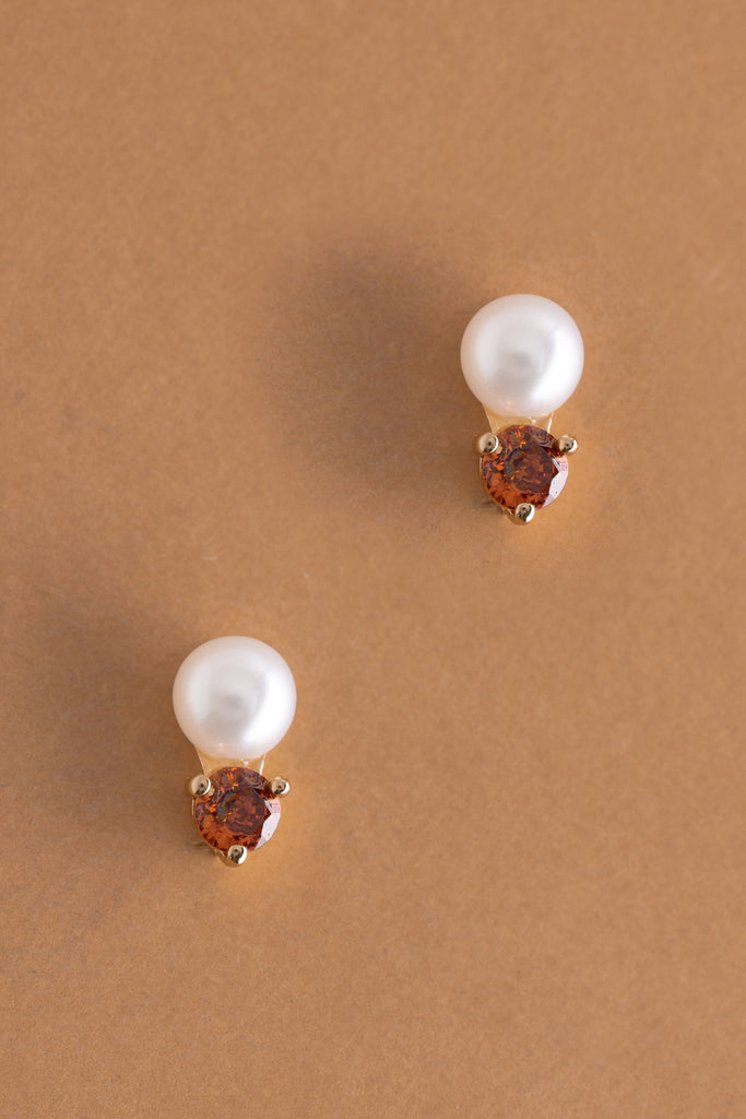 January Pearl Garnet Stud Earrings - Nakamol