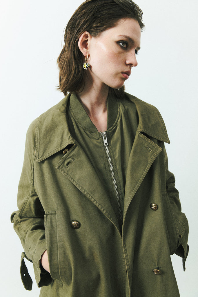 Black Gold Fish Drop Earrings - Nakamol