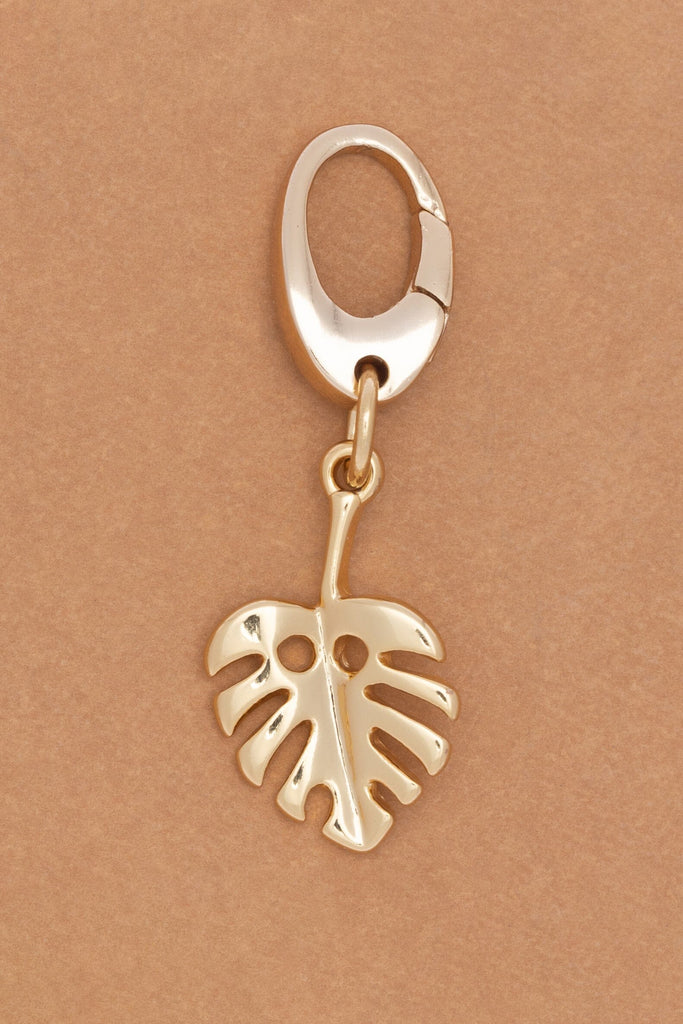 Montsera Oval Clasp Charm - Nakamol