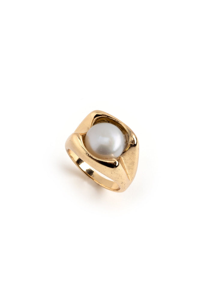 Chunky Pearl Gold Ring - Nakamol