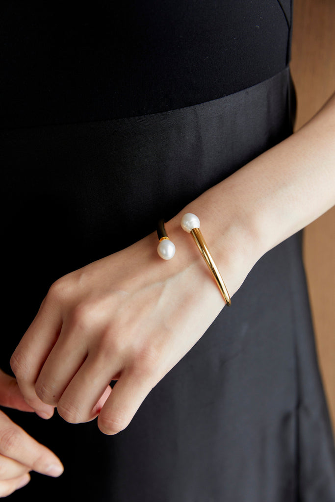 Elongated White Pearl Gold Bangle - Nakamol