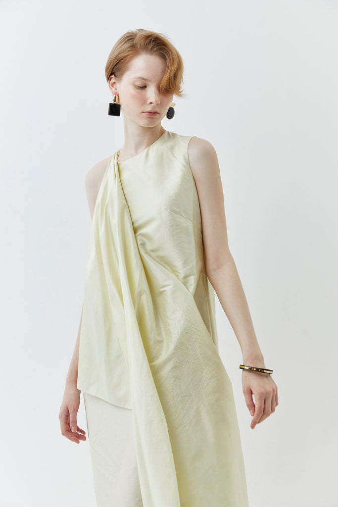 Black Square Drop Earrings - Nakamol