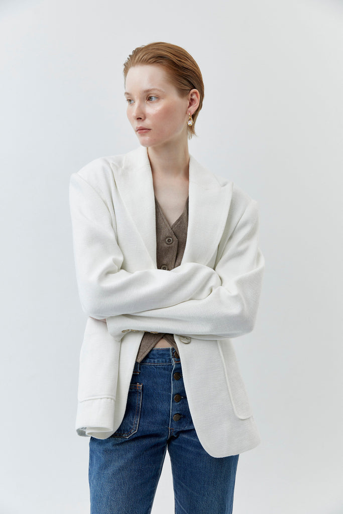 White Mix Gold Huggie Pearl Earrings - Nakamol