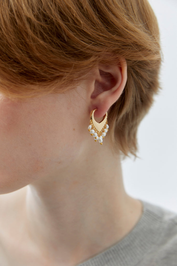 V-Shaped White Pearl Bead Fringe Earrings - Nakamol