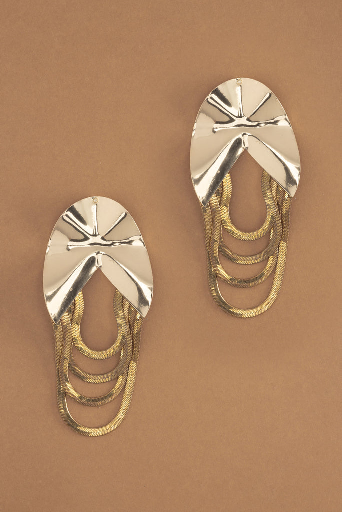 Golden Scallop Fashion Earrings - Nakamol