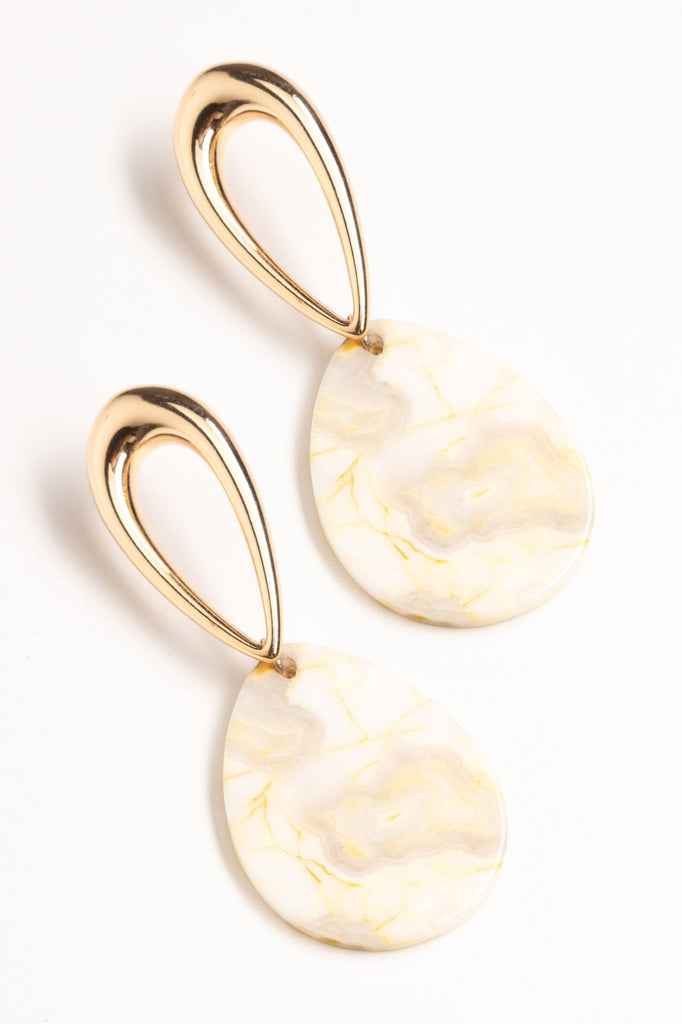 Creamy Stone Drop Earrings - Nakamol