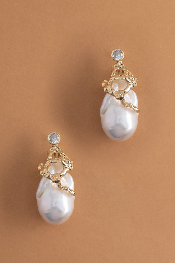 Geometric Pearl Stud Earrings - Nakamol