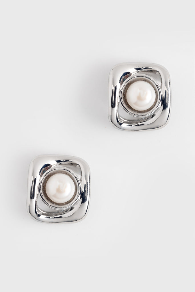 Square Pearl Rhodium Earrings - Nakamol