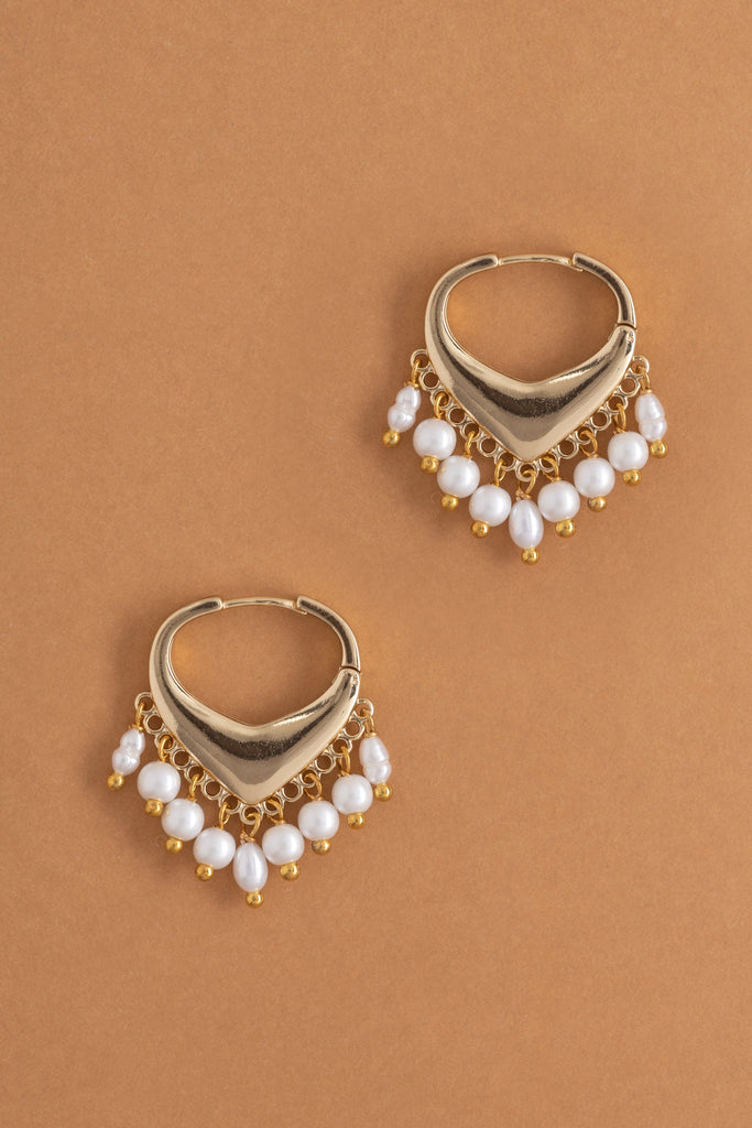V-Shaped White Pearl Bead Fringe Earrings - Nakamol