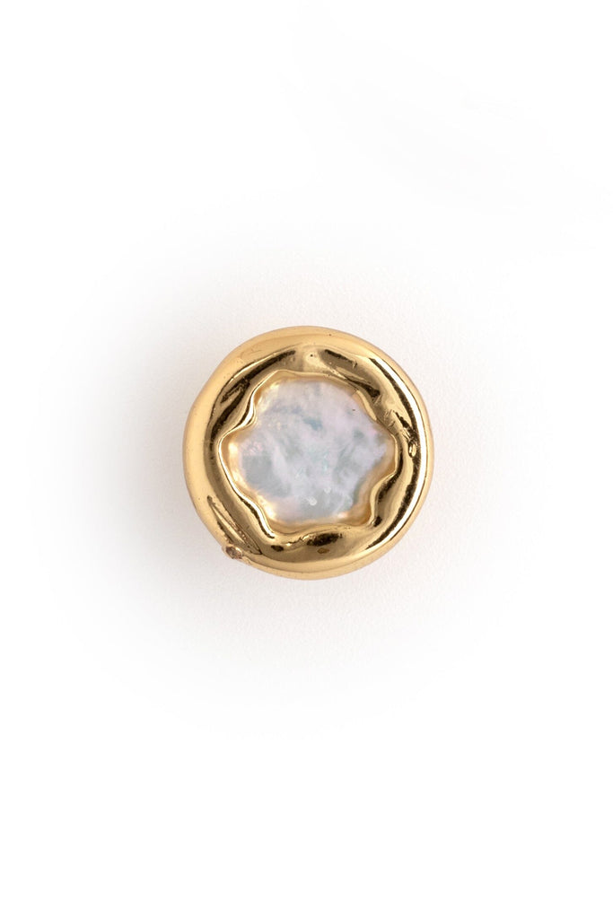 Gold Round Pearl Stud Earrings - Nakamol