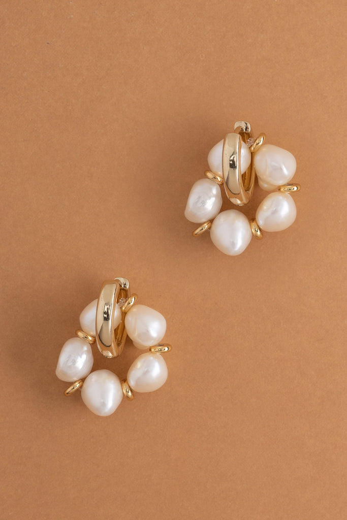 Short Rice Pearls Earrings - Nakamol