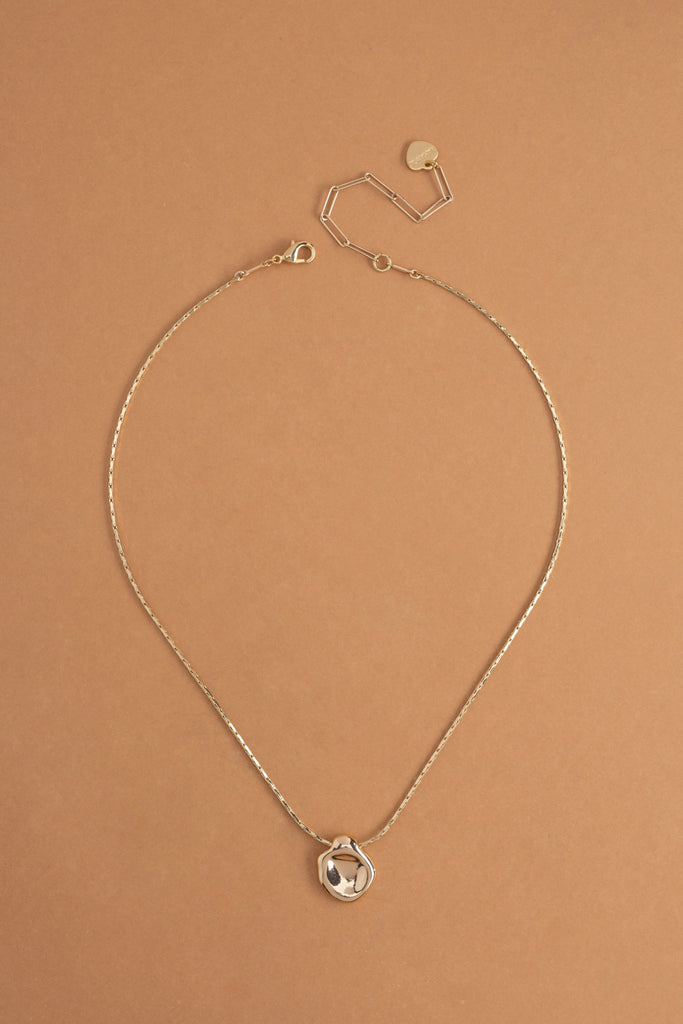 White Pearl Gold Necklace - Nakamol