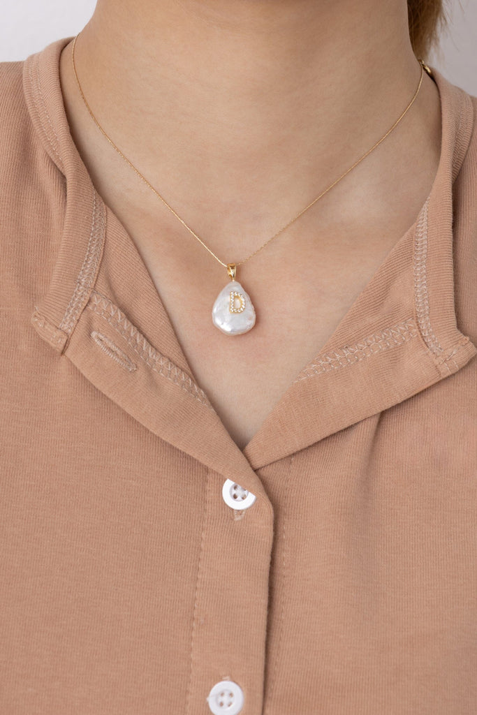 D White Pearl Pendant Necklace - Nakamol