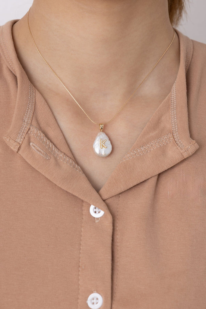 K White Pearl Pendant Necklace - Nakamol