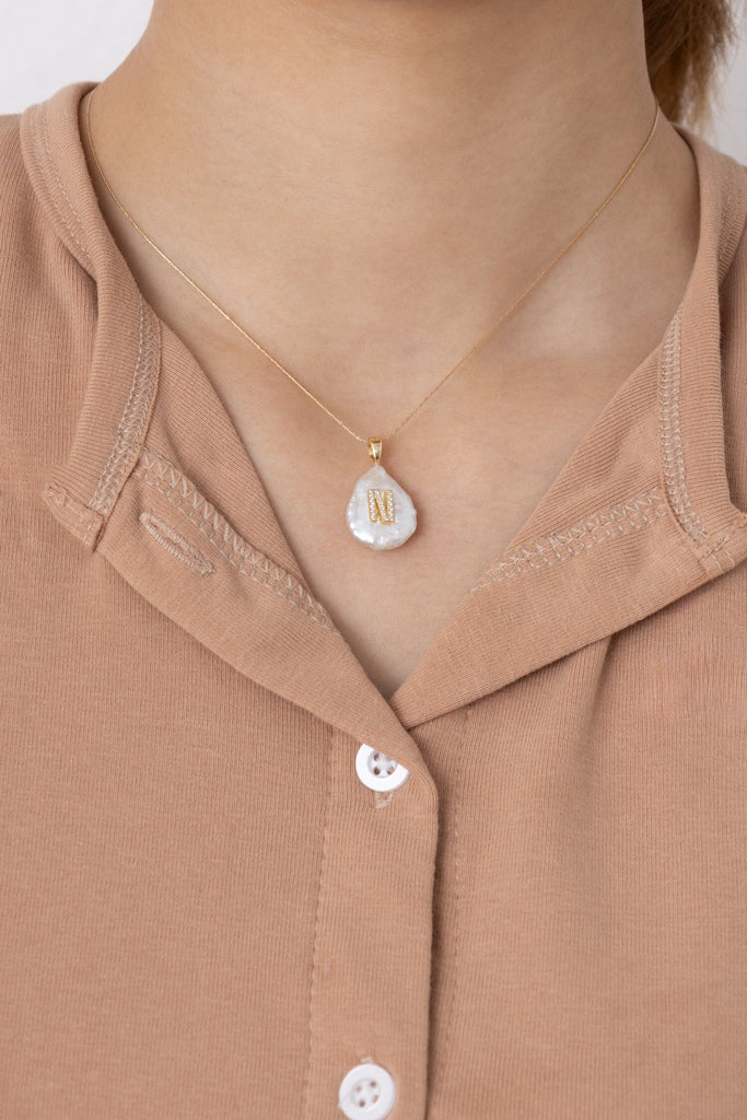 N White Pearl Pendant Necklace - Nakamol