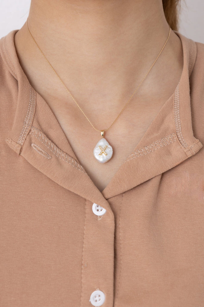 X White Pearl Pendant Necklace - Nakamol