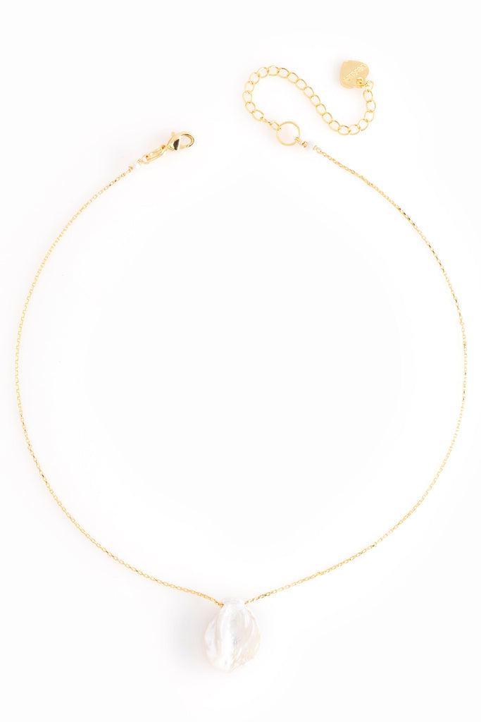 Delicate Shell Pearl Necklace - Nakamol