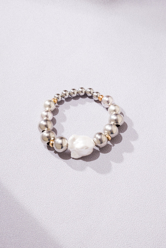Twisted White Pearl Stretchy Bracelet - Nakamol