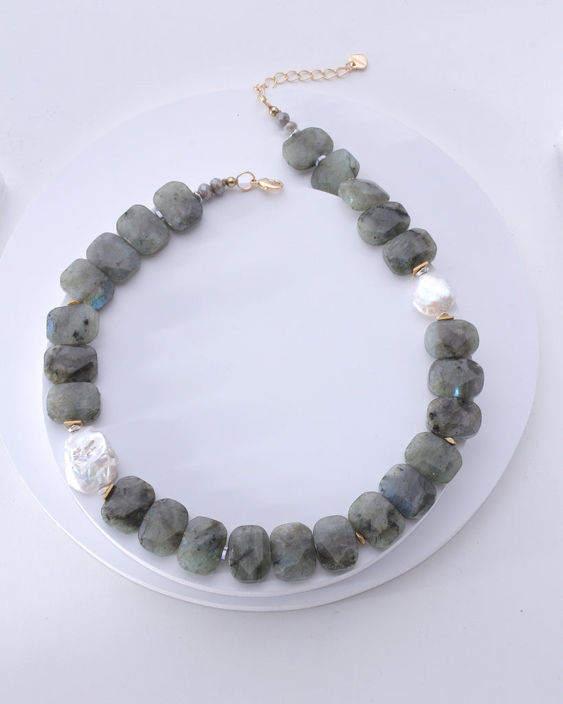 Mielle Chunky Stone Short Necklace - Nakamol